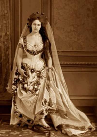 The Countess de Castiglione was one of the first selfie addicts, obsessively photographing herself from every angle between 500–700 times. This photo was taken circa 1863, aged 26.