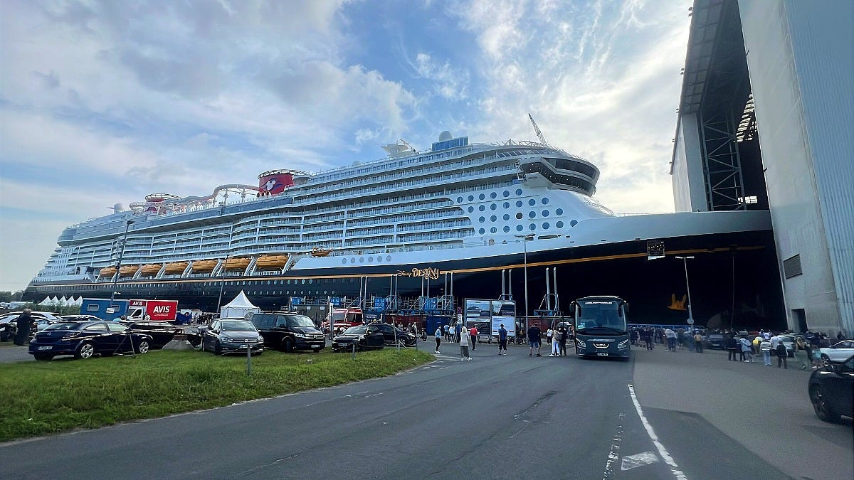 The Disney Destiny at the shipyard harbor in Germany in August 2025. Image: HIHIMOINMOIN1 via Wikimedia Commons The Disney Destiny at the shipyard harbor in Germany in August 2025. Image: HIHIMOINMOIN1 via Wikimedia Commons