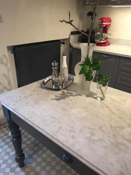 cucina table with silver tray cucina table with silver tray