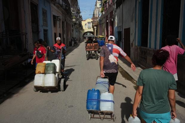 As blackouts stretch for days, life in Cuba revolves around small bursts of  electricity – Orlando Sentinel