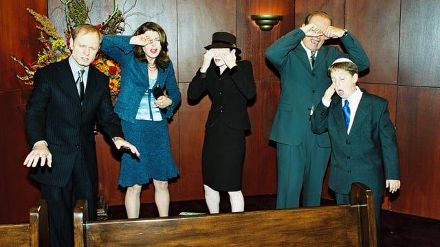 r/Frasier - David Hyde Pierce et al. covering their eyes and eyes