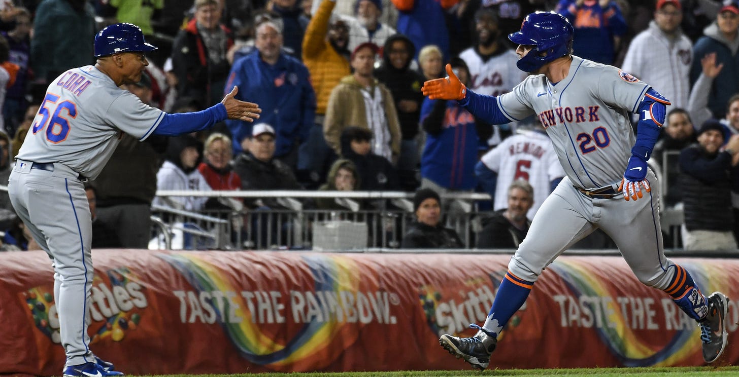 Pete Alonso Grand Slam (cropped) Pete Alonso Grand Slam (cropped)