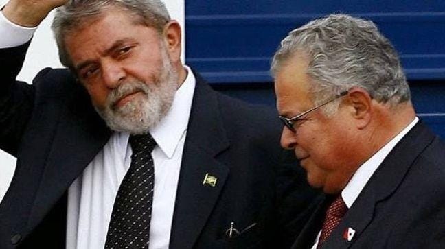 Homem de terno e gravata    O conteúdo gerado por IA pode estar incorreto.