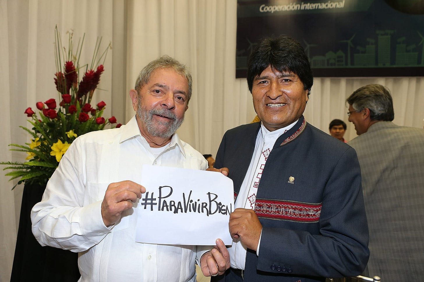 Evo Morales, apoiado por Lula (PT), é investigado por estupro de menor na Bolívia
