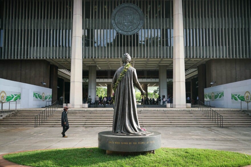 A statue of Queen Liliʻuokalani at the Hawaiʻi State Capitol on opening day of the 2024 legislative session. (Jan. 17, 2024)