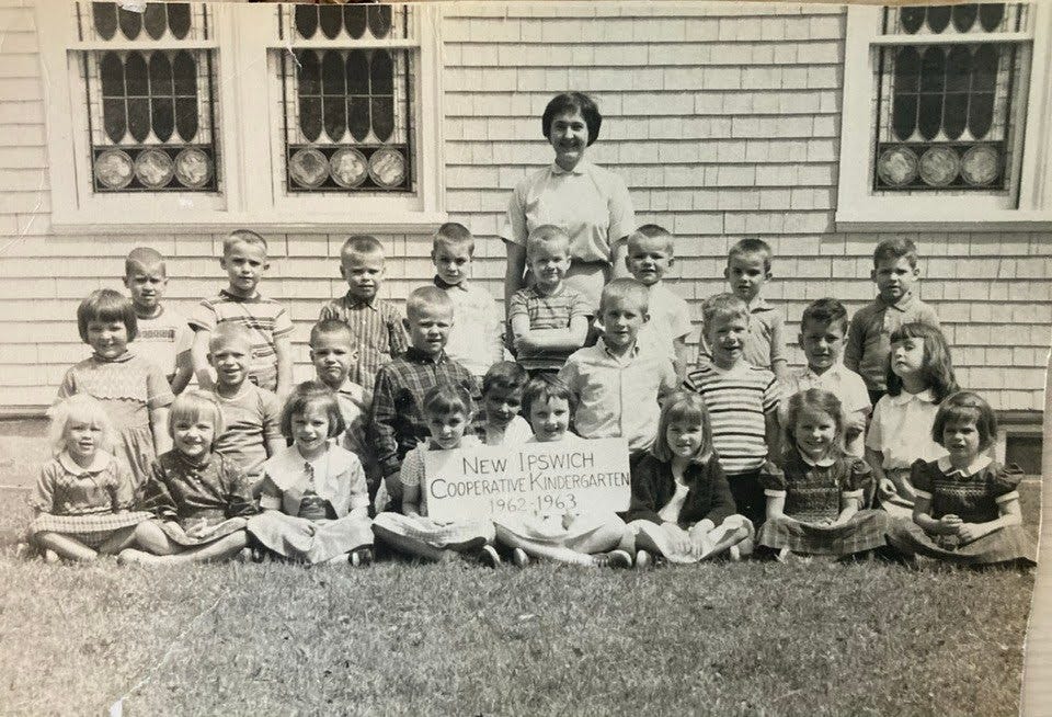 1962 Kindergarten School