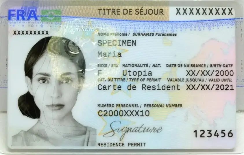 Carte de résident de 10 ans : les avantages, l'obtenir la renouveler