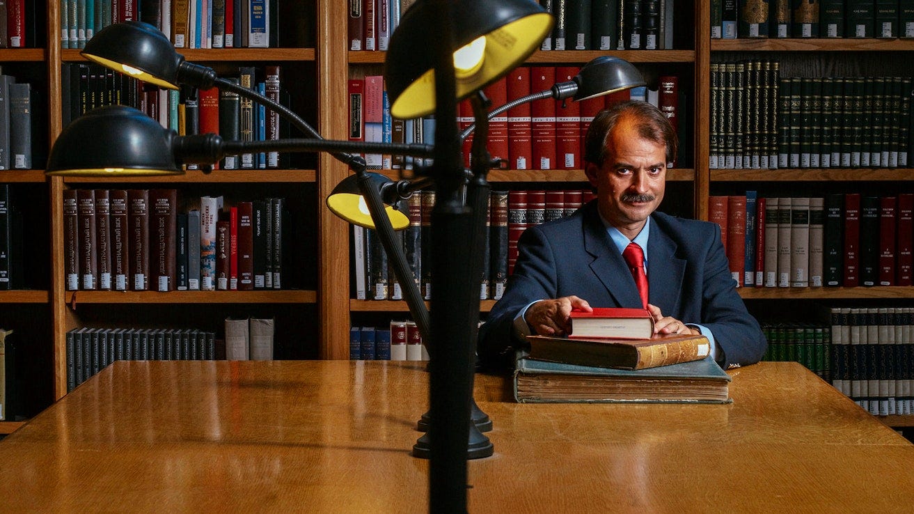 Mød forskeren, der trak tæppet væk under videnskaben. Hans påstand: De fleste forskningsresultater holder ikke Mød forskeren, der trak tæppet væk under videnskaben. Hans påstand: De fleste forskningsresultater holder ikke