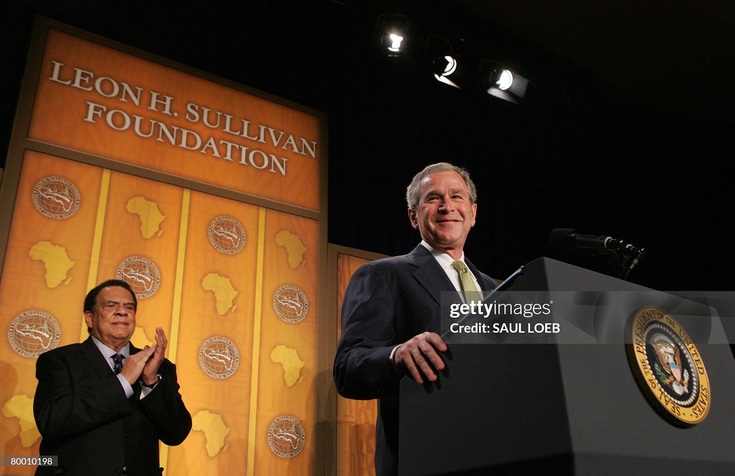 US President George W. Bush prepares to
