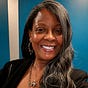 Lisa Lang Blakeney's avatar