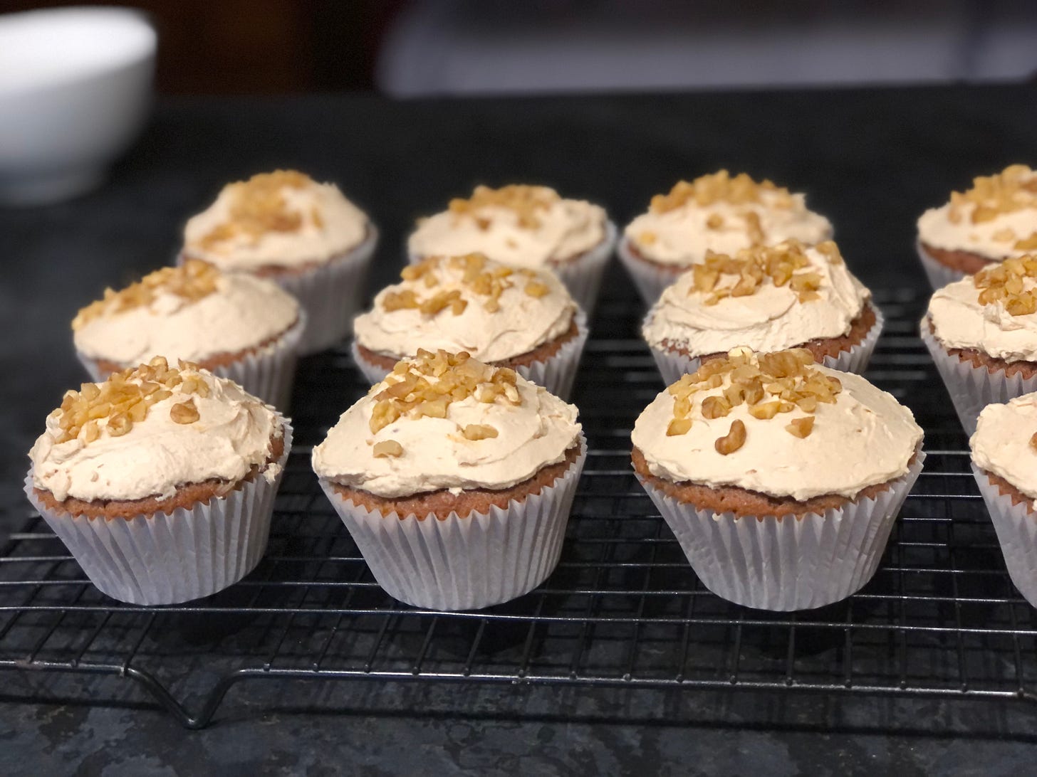 Little walnut and coffee cakes
