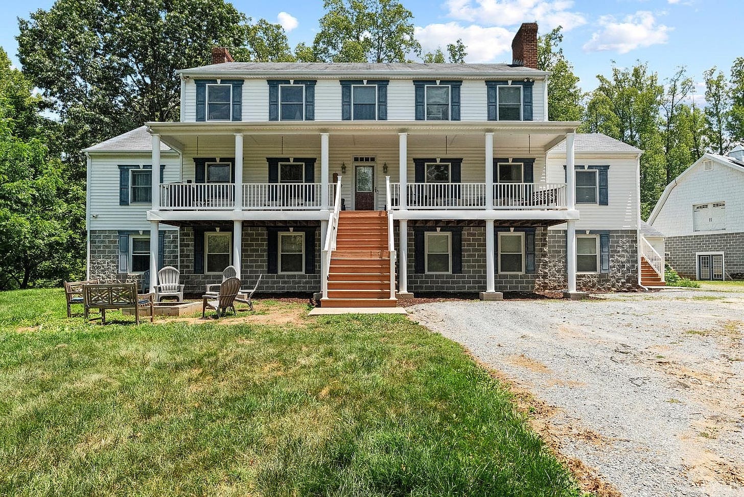Dreambrook Estate (8-Bed) property listing