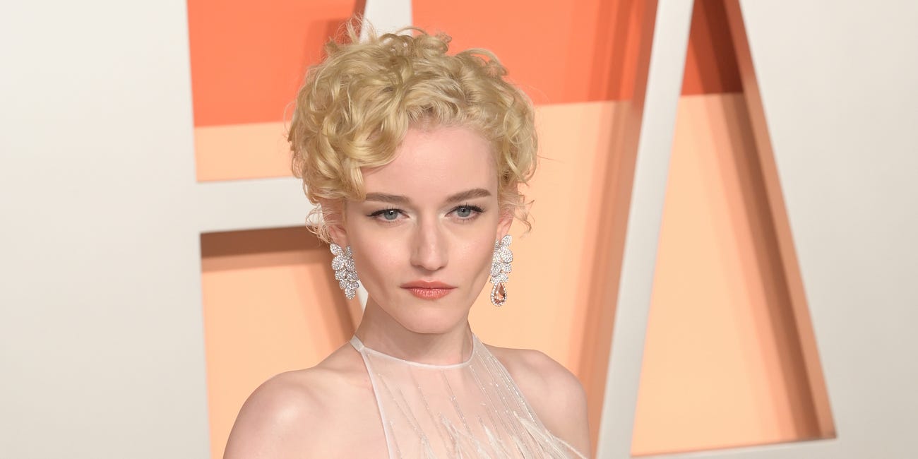Muse Decoded: Julia Garner ✨