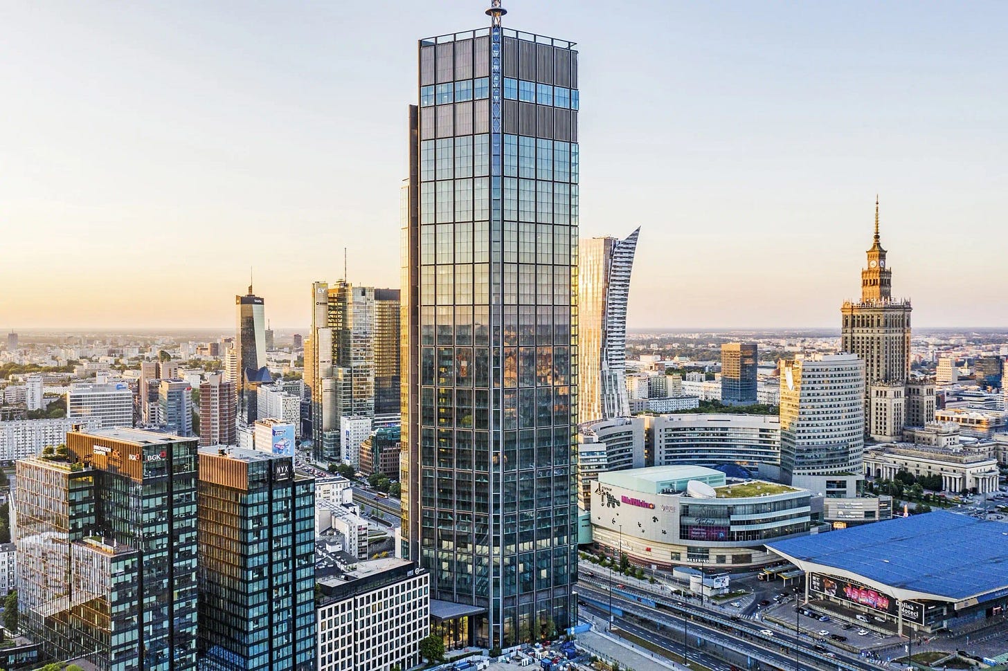 Varso Place | HB Reavis Varso Place | HB Reavis