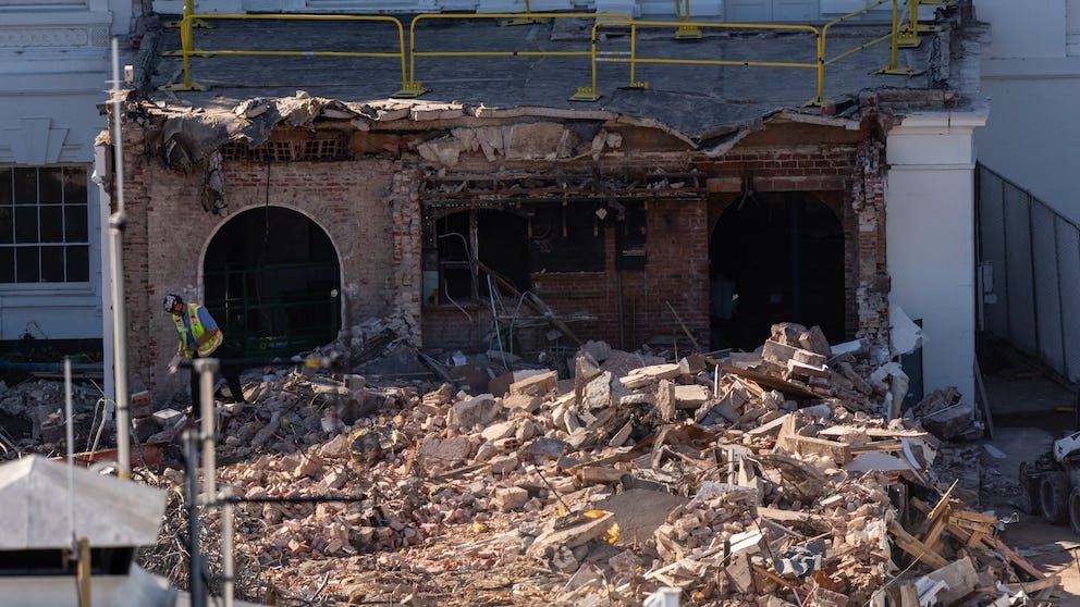 White House East Wing demolished, new images appear to show - ABC News