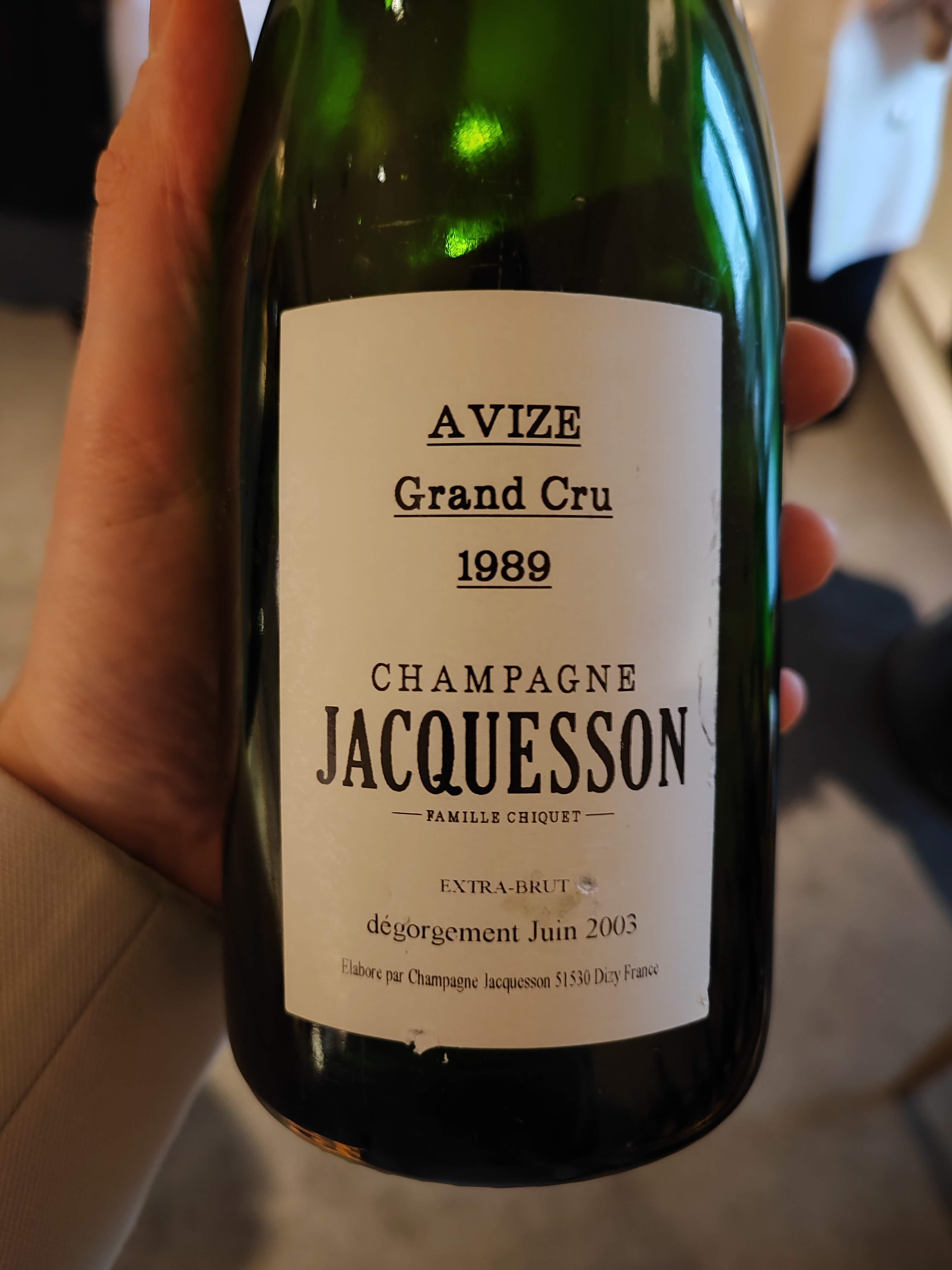 Tasting 1988, 1989 and 1990 champagnes - by Tom Hewson
