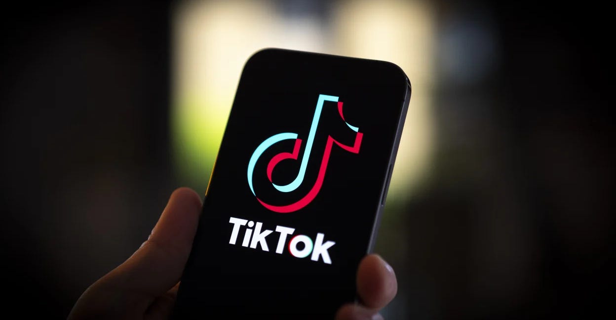Latinos y TikTok