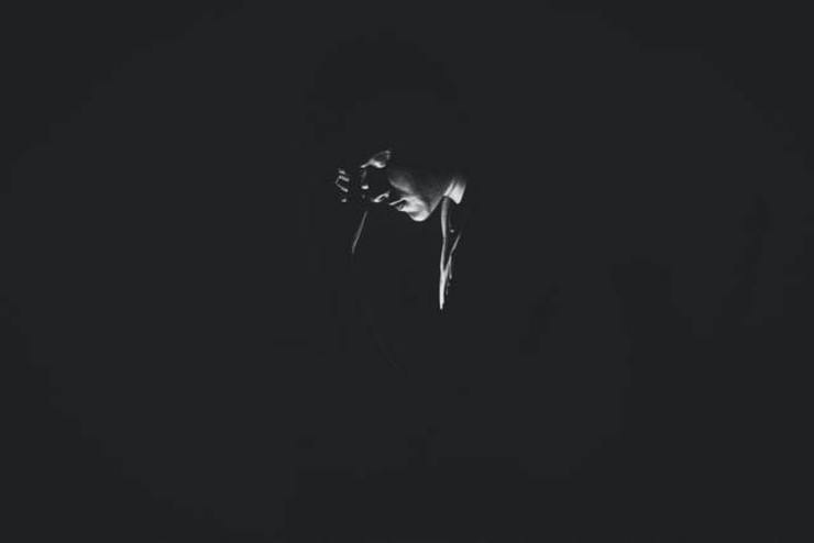 Emotional pain can make you feel like you're all alone.