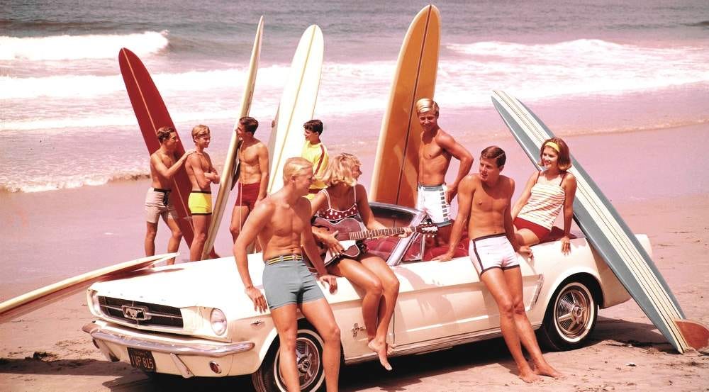 https://nostalgiacentral.com/wp-content/uploads/2014/07/surfmusic0.jpg