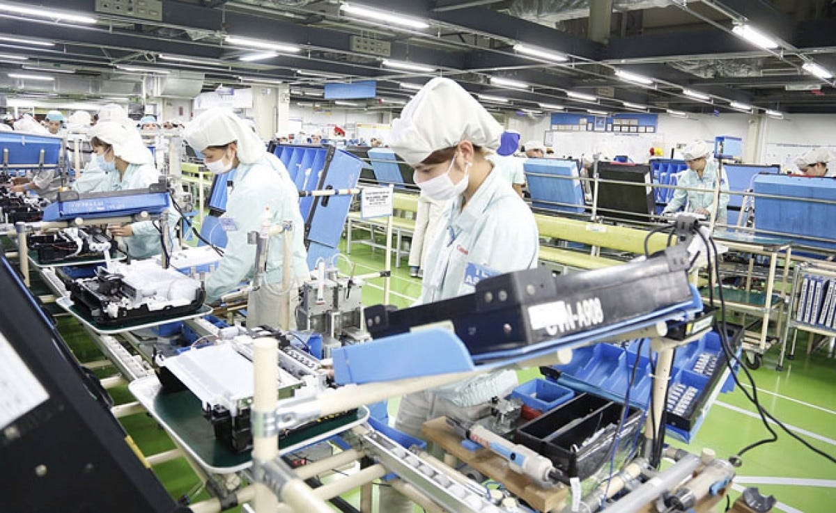 Vietnam lures nearly US$18.15 billion in foreign investment over eight  months