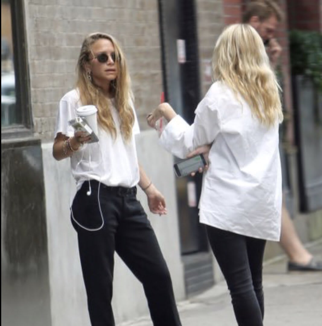 pray4mischa on X: "Something called White Tee is trending so let's take a  moment to remember how living legends, Mary-Kate and Ashley Olsen first  founded The Row in 2006 as a part