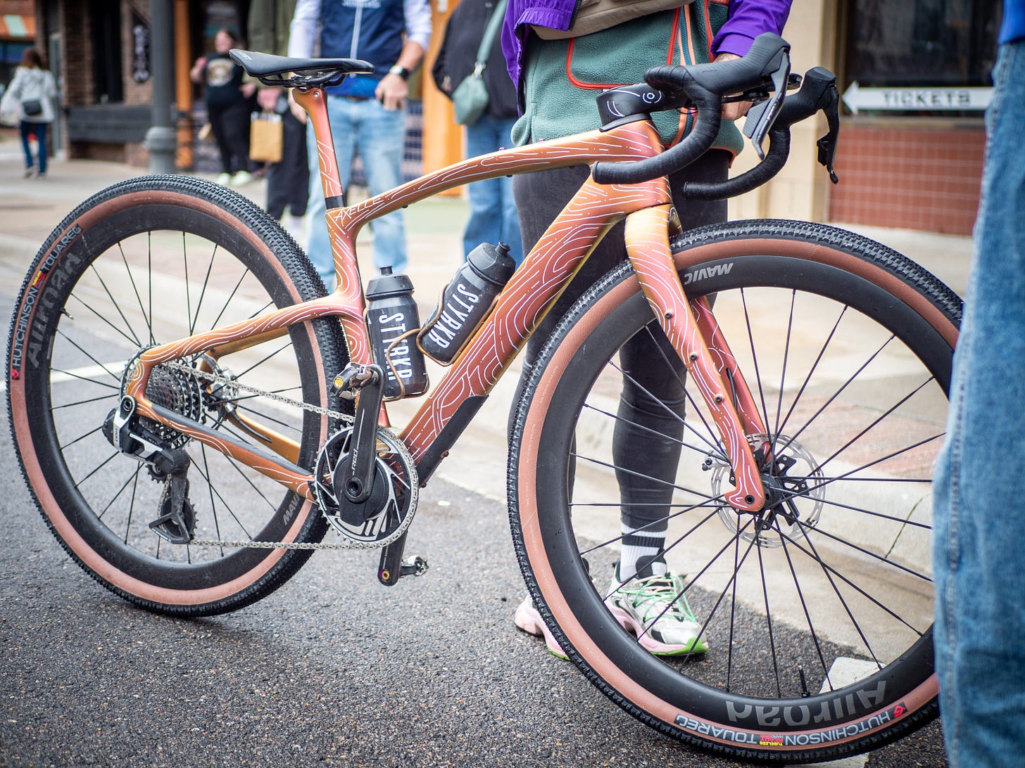 A closer look at a new Pinarello gravel bike, painted bronze