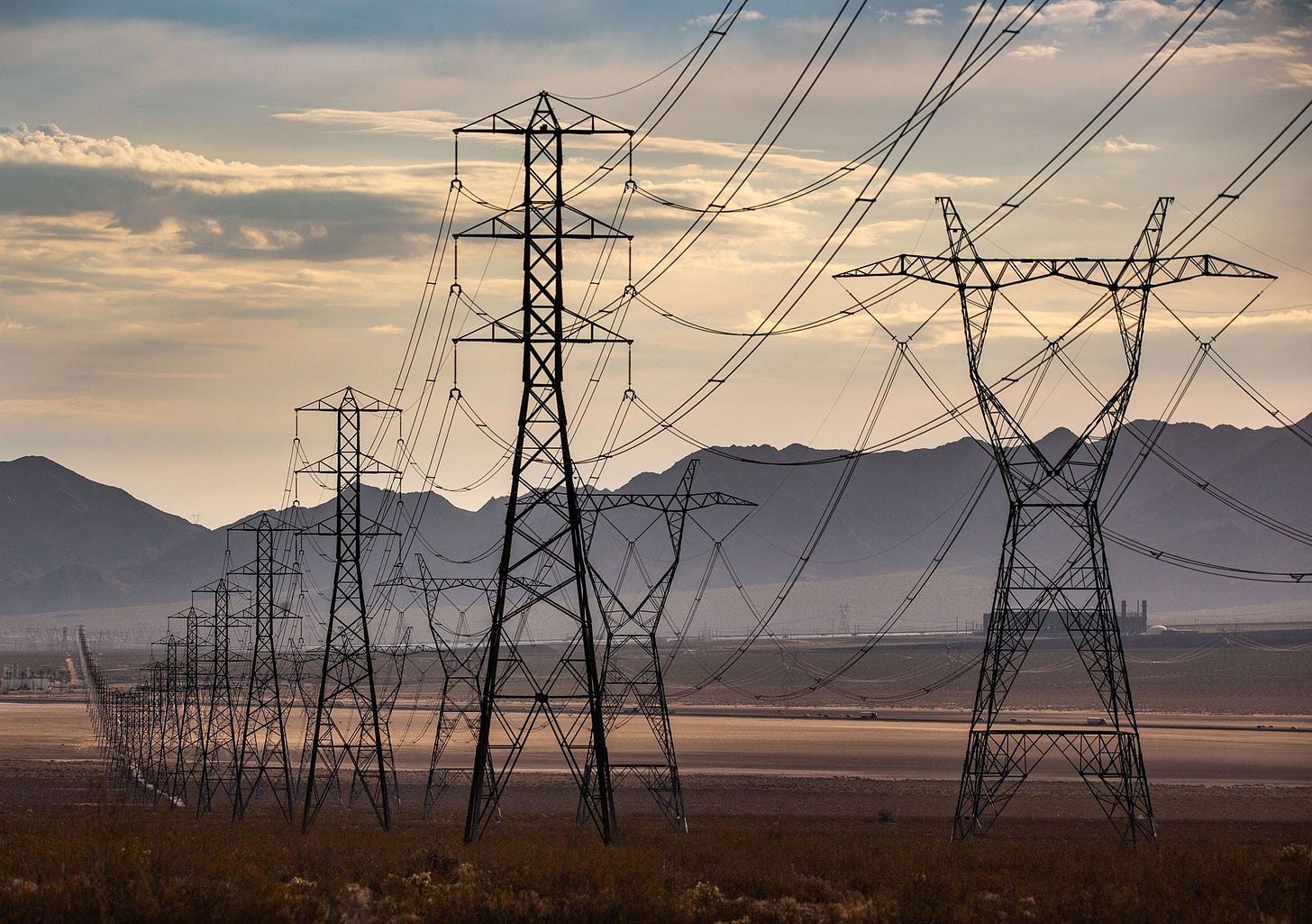 Biden administration announces $1.3B for 3 new massive transmission lines  to shuttle clean energy | CNN Politics
