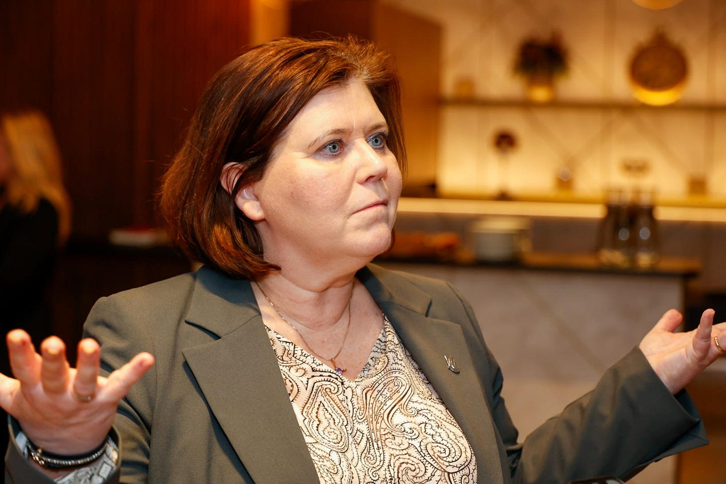 Minister of Children's Affairs resigns amid scandal - Iceland Monitor