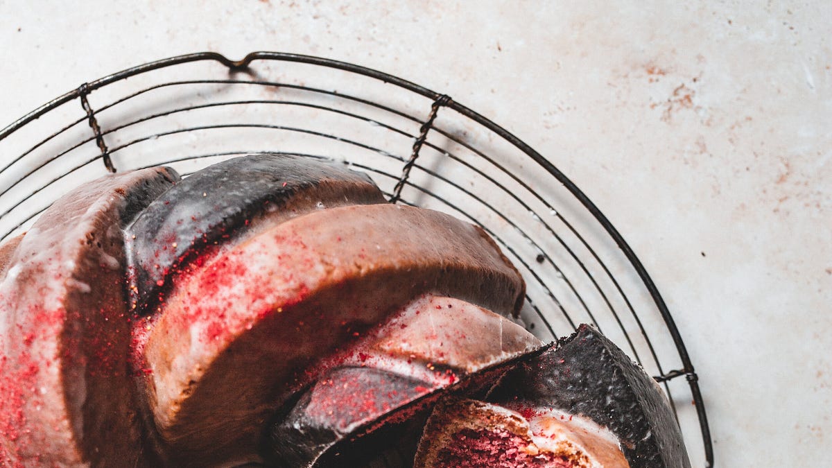 A Bundt Primer - by Edd Kimber - The Boy Who Bakes