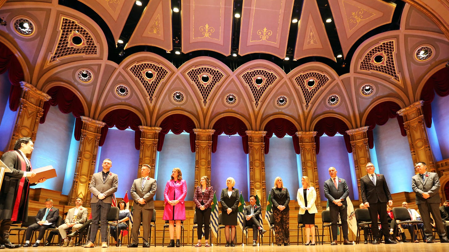  Mayor Ken Sim and Vancouver city council at the 2022 inauguration at The Orpheum Theatre. (Photos via Twitter / @Howellings). 