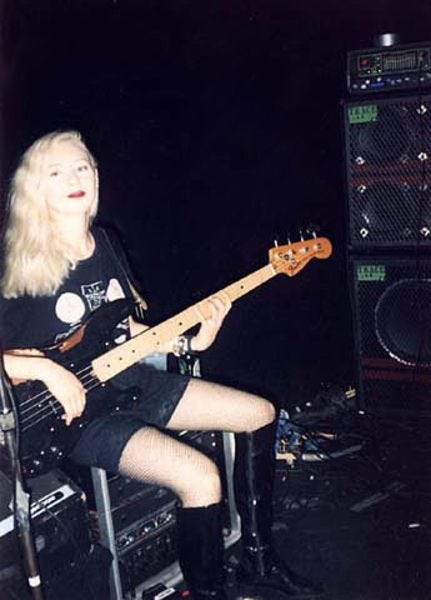 D'arcy Wretzky using Trace Elliot AH300SM