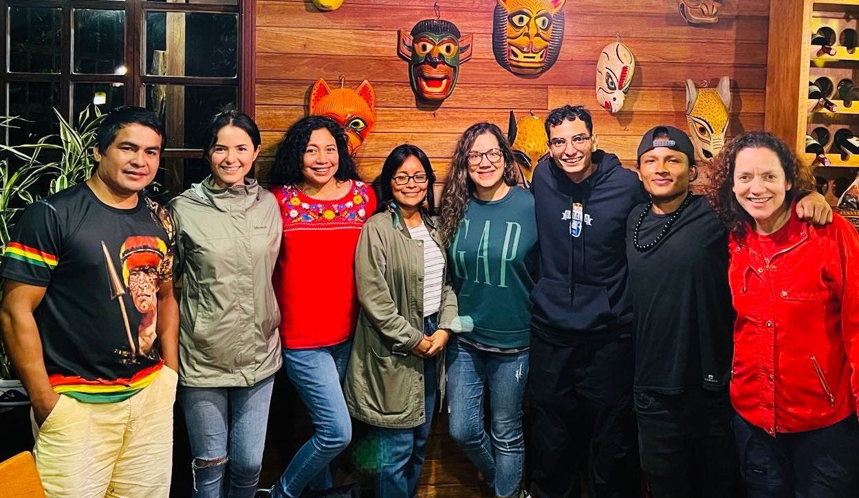 Last month Mongabay Latam officially launched its program for Indigenous communicators in the Ecuadorian Amazon, following the path of our Y. Eva Tan Fellowship. The first cohort includes two Shuar reporters and one Kichwa reporter. The initial stage involved meeting in person for the first time and embarking on a field trip to their community.