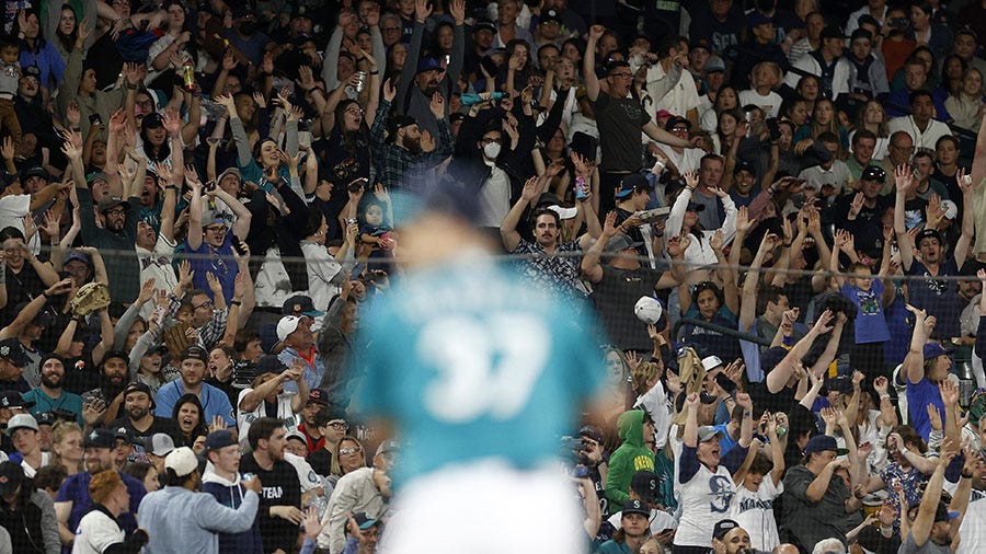 Mariners Paul Sewald...