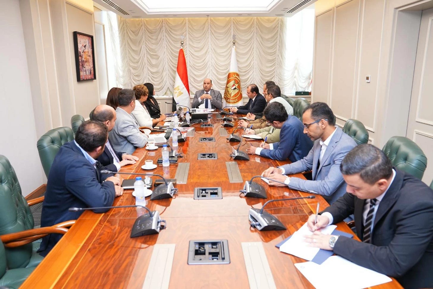 وزير العمل يلتقي عددًا من ممثلي شركات ومنصات التوظيف والعمل الرقمي 