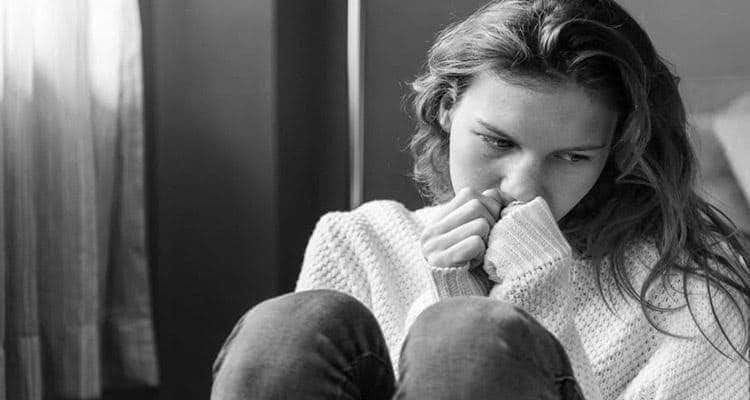 12 Warning Signs Of Gaslighting And 5 Ways To Deal With It