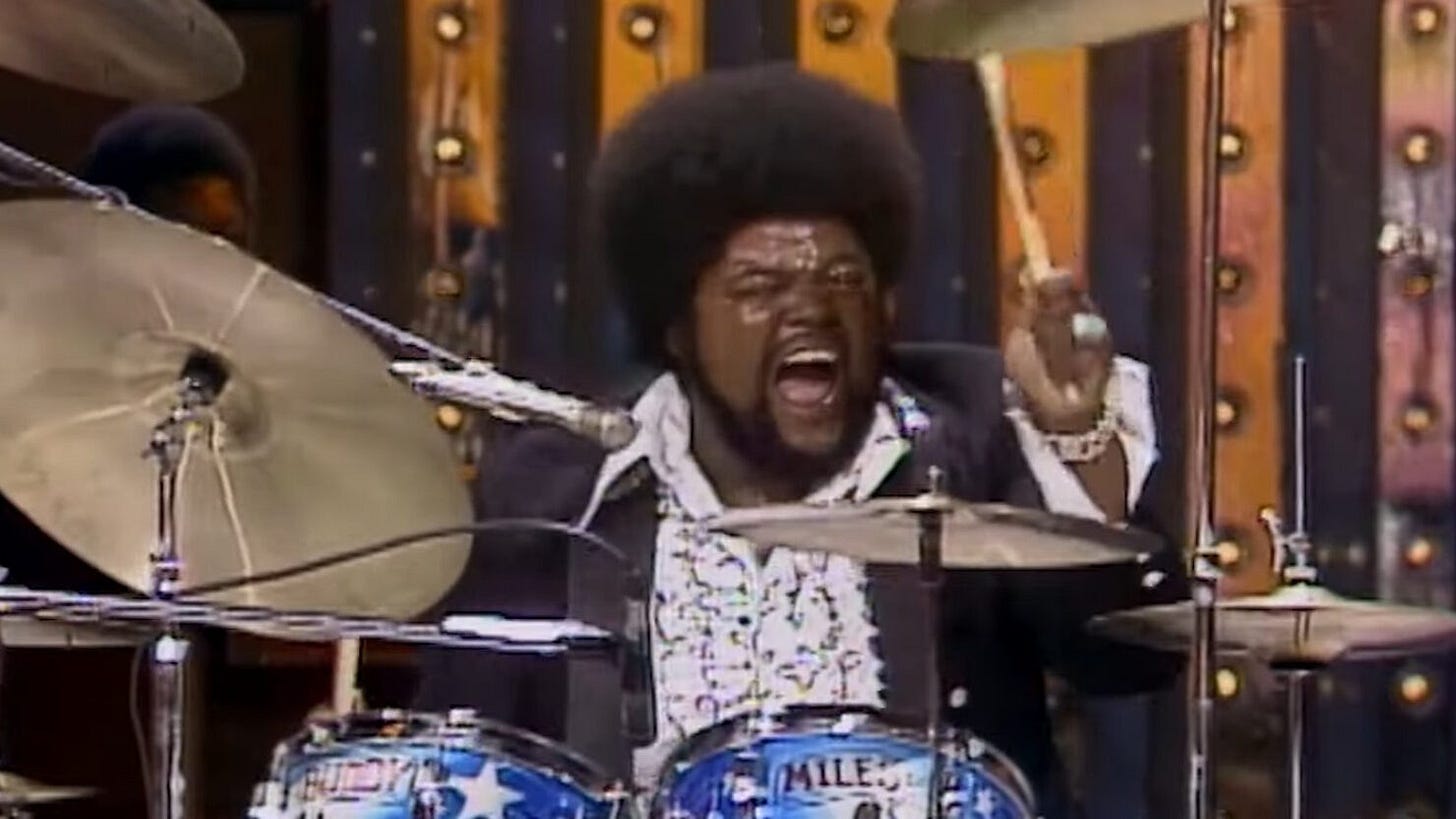 Watch Buddy Miles Front High-Octane 'Them Changes' On 'Midnight Special' In  1973