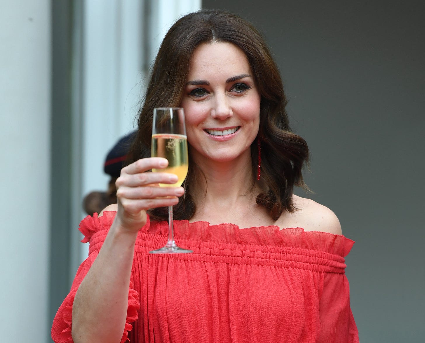kate middleton toasting champagne