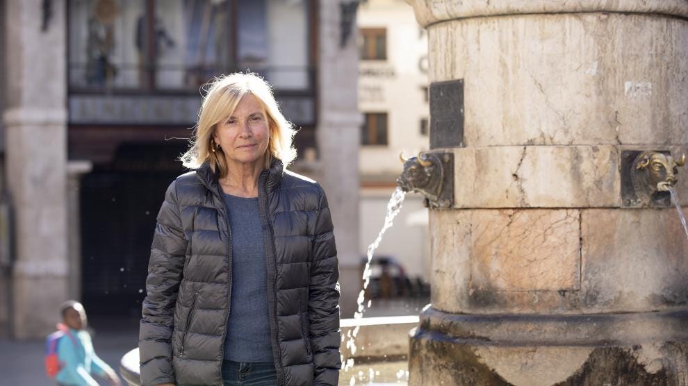 Carmen Valero, en la plaza del Torico de Teruel, en 2019. Carmen Valero, en la plaza del Torico de Teruel, en 2019.