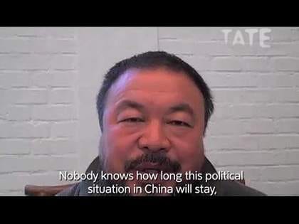 Tate 影片中的景德鎮與手工製作畫面|來源:Tate 官方頁面 Tate 影片中的景德鎮與手工製作畫面|來源:Tate 官方頁面