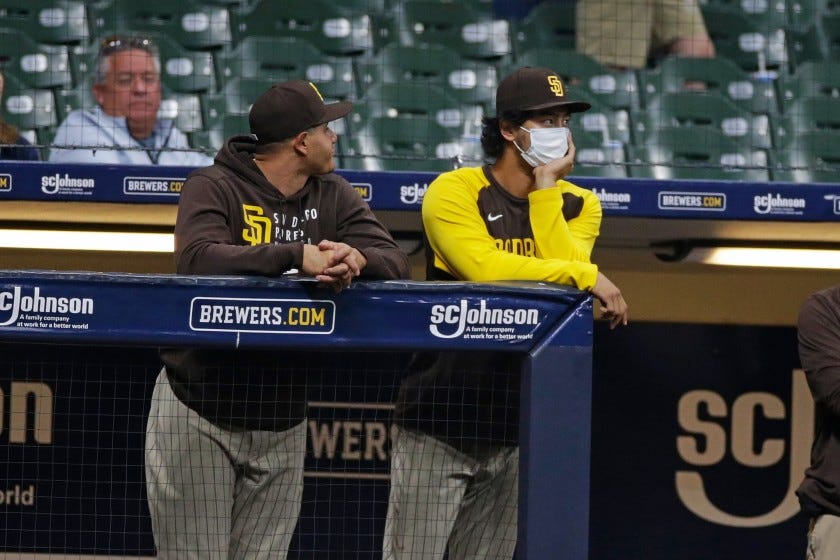 Padres notes: Handling Machado's injury; Pomeranz's setback; Hosmer leans  into lefties - The San Diego Union-Tribune