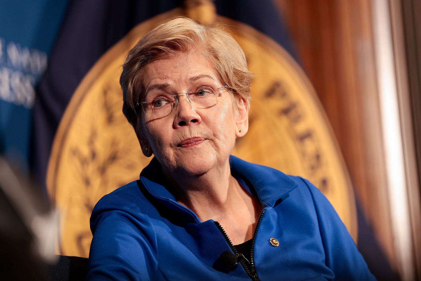 Elizabeth Warren says Democrats hoping to win in 2026 need to 'read the  room' | CNN Politics