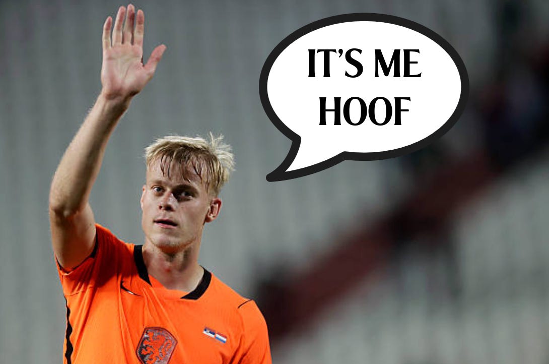 BELGRADE, SERBIA - SEPTEMBER 27: Jan Paul van Hecke of Holland thanking the supporters of Holland after the match during the UEFA Nations league match between Serbia v Holland at the Stadium Rajko Mitic on September 27, 2026 in Belgrade Serbia (Photo by Roy Lazet/Soccrates/Getty Images)