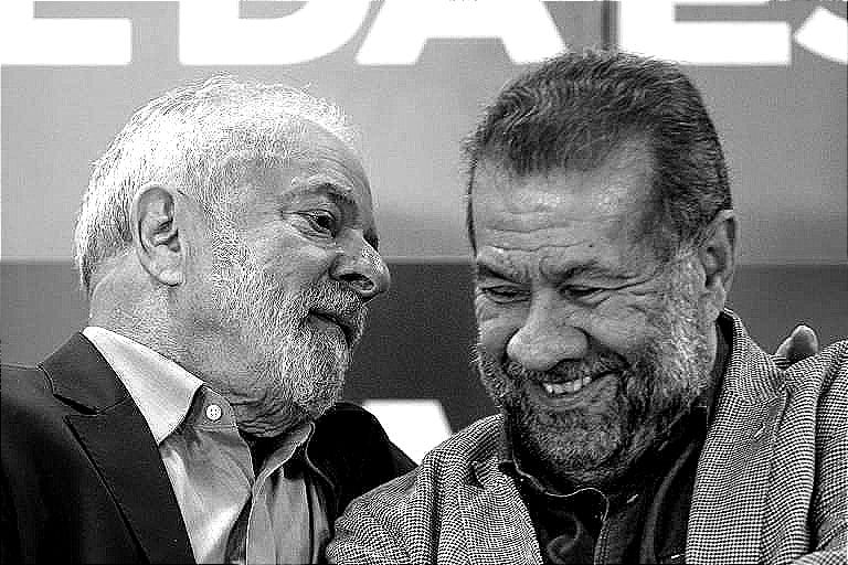 Homem de terno e gravata com a boca aberta    O conteúdo gerado por IA pode estar incorreto.