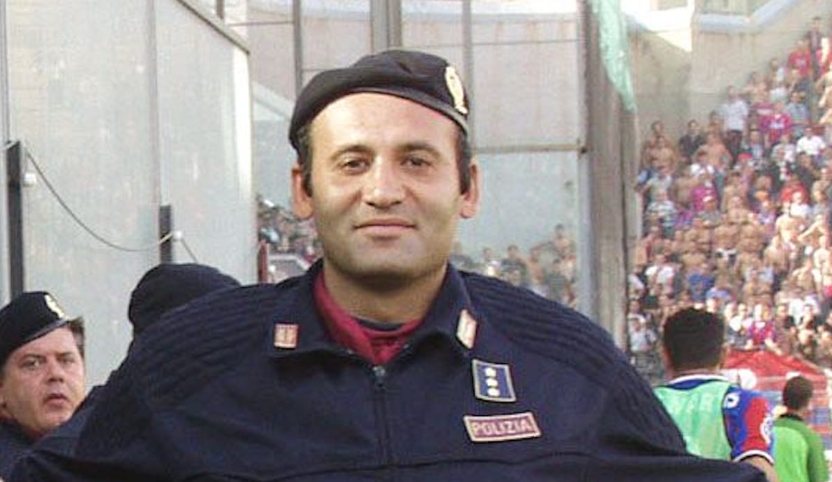 Catania. L'eredità di Filippo Raciti: 19 anni dopo, il ricordo è ... Catania. L'eredità di Filippo Raciti: 19 anni dopo, il ricordo è ...