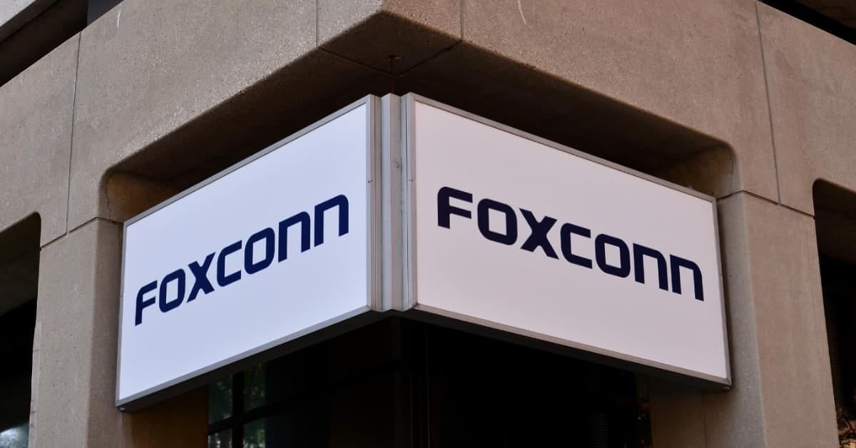 Cabinet Approves HCL-Foxconn's INR 3,700 Semiconductor Plant In UP