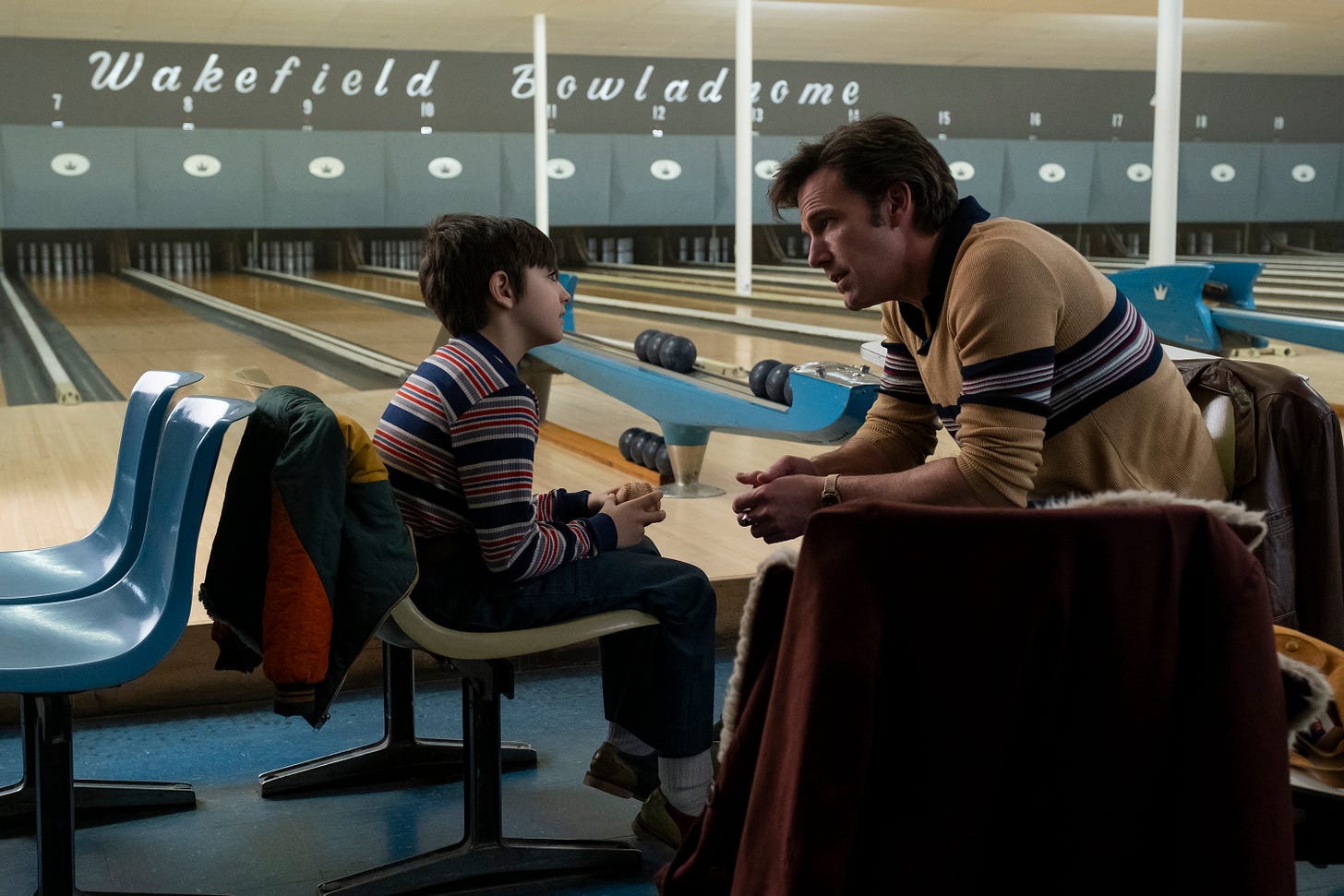 The Tender Bar Trailer: George Clooney Directs Ben Affleck Tearjerker |  IndieWire