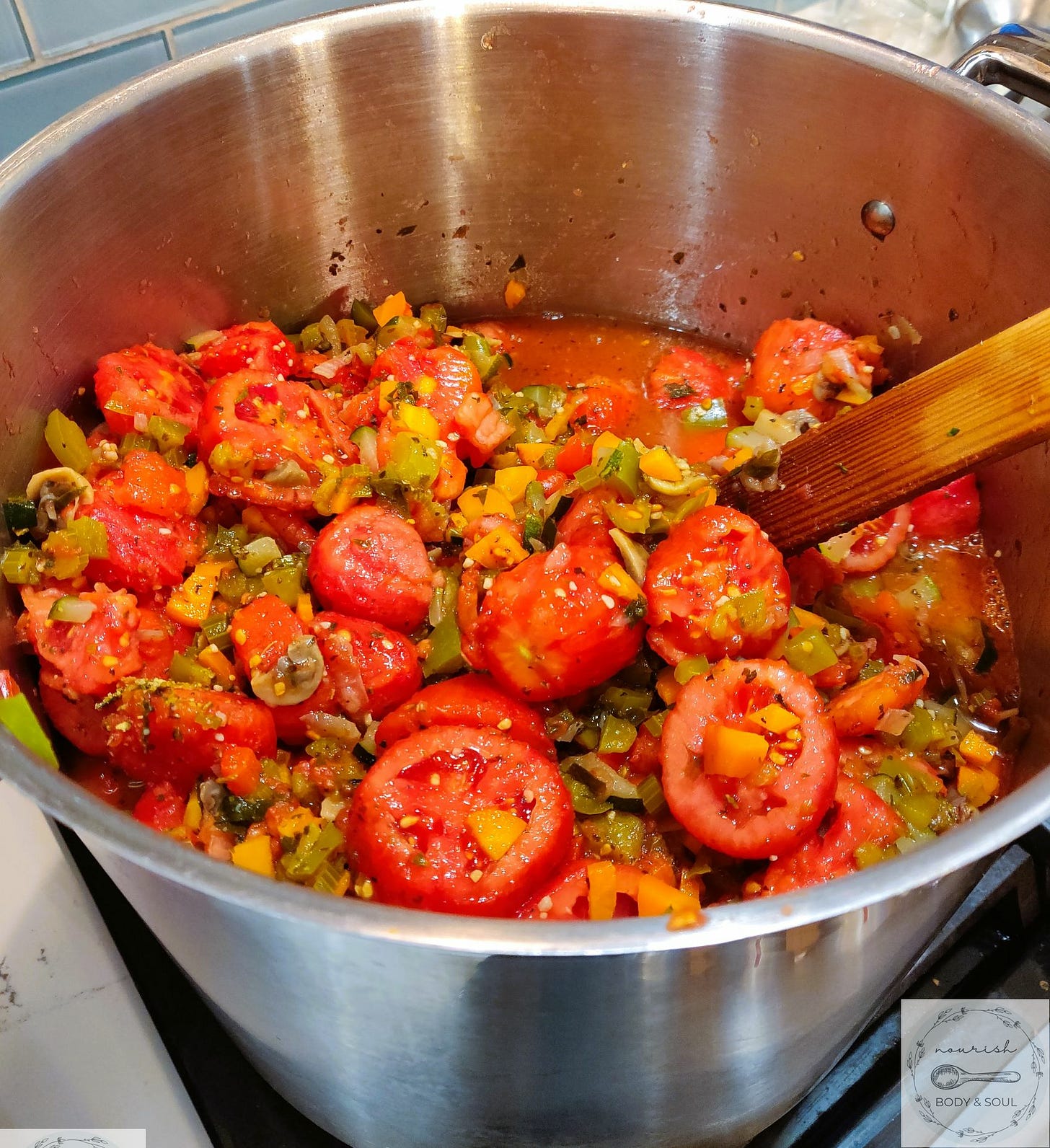 pot of homemade pasta sauce janecurryweber.com