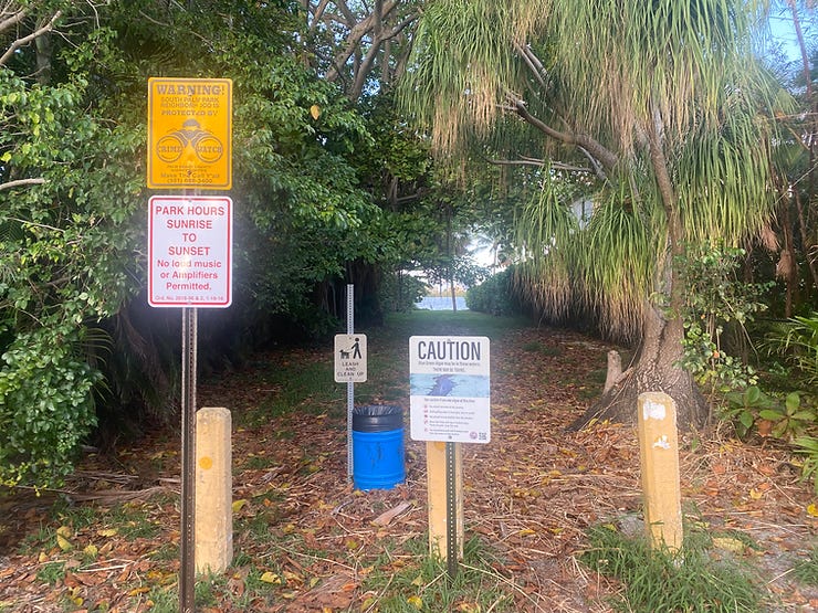  A city sign refers to the 13th Avenue South easement as a "park." (JOE CAPOZZI)