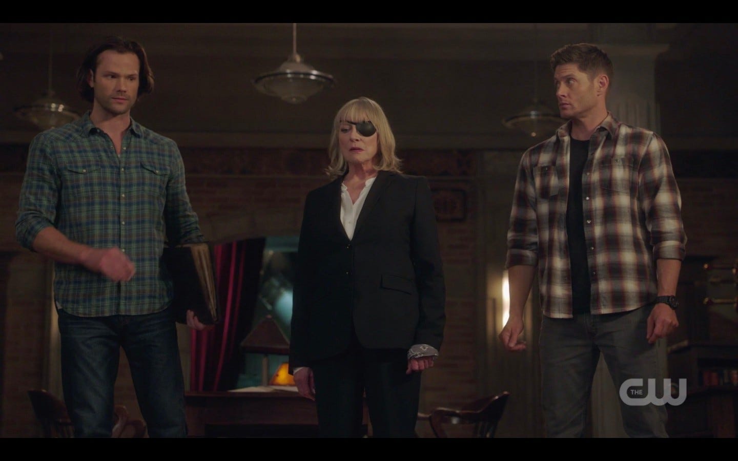 sam dean winchester with lily find anubis spn 1408 sam dean winchester with lily find anubis spn 1408