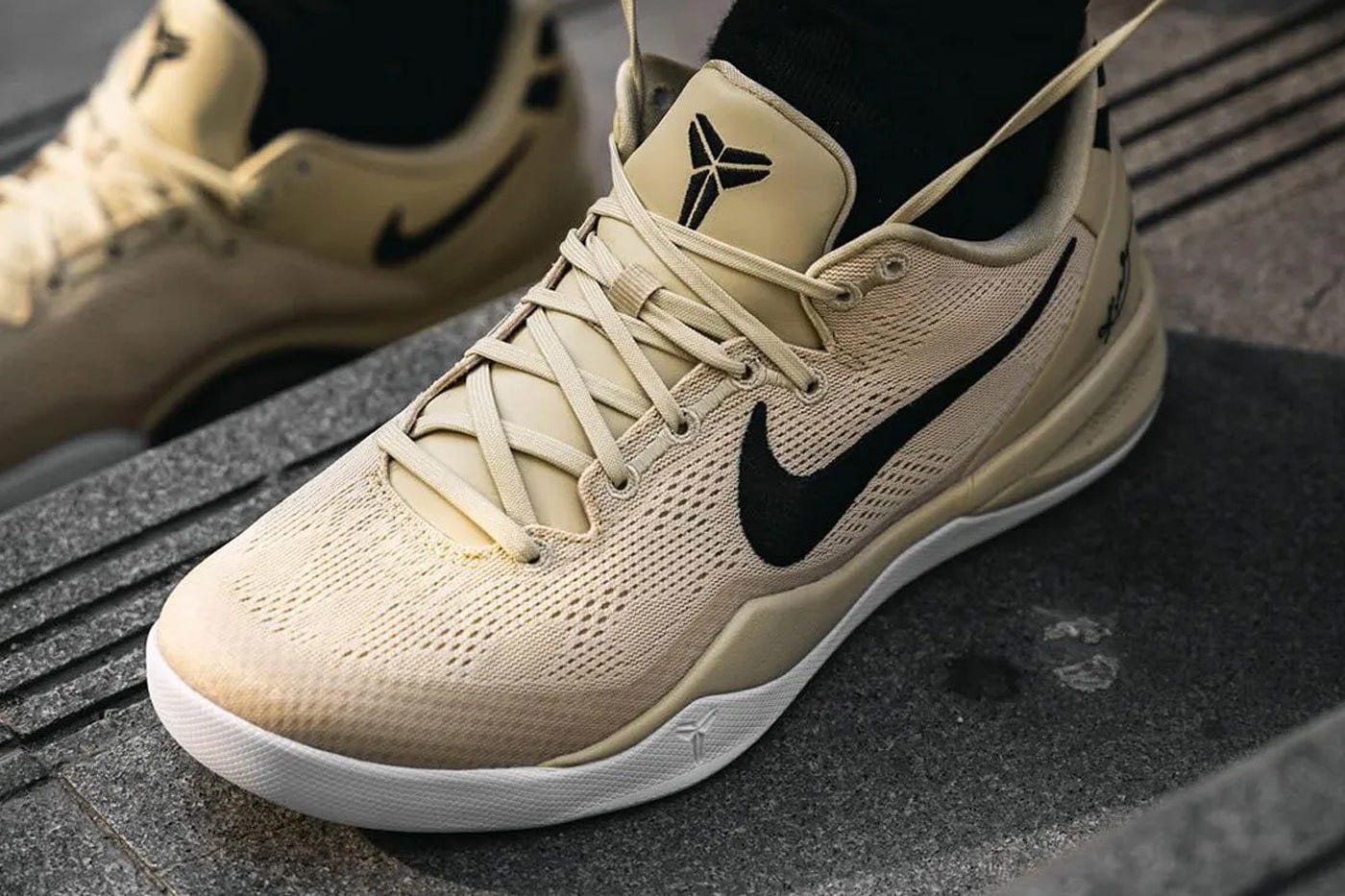 NO NAME EDEN 厚底スニーカー パイソン柄 ゴールド ベージュ 美脚 Nike Kobe 8 Protro 